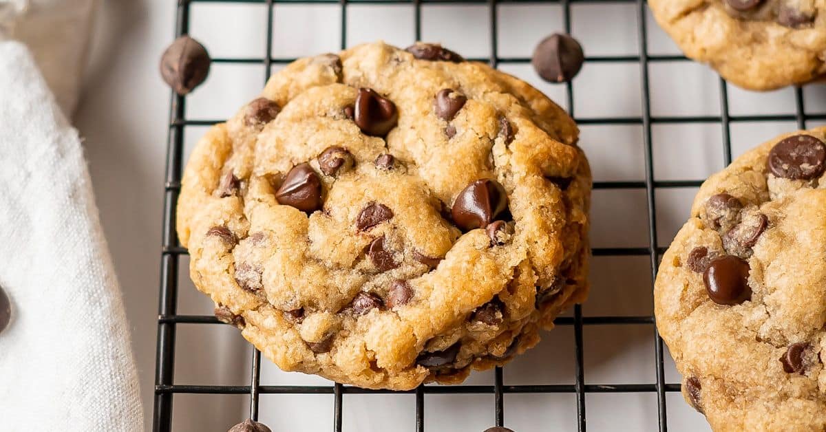Soft & Chewy Vegan GF Cookies: Dairy, Egg, Nut-Free Delight